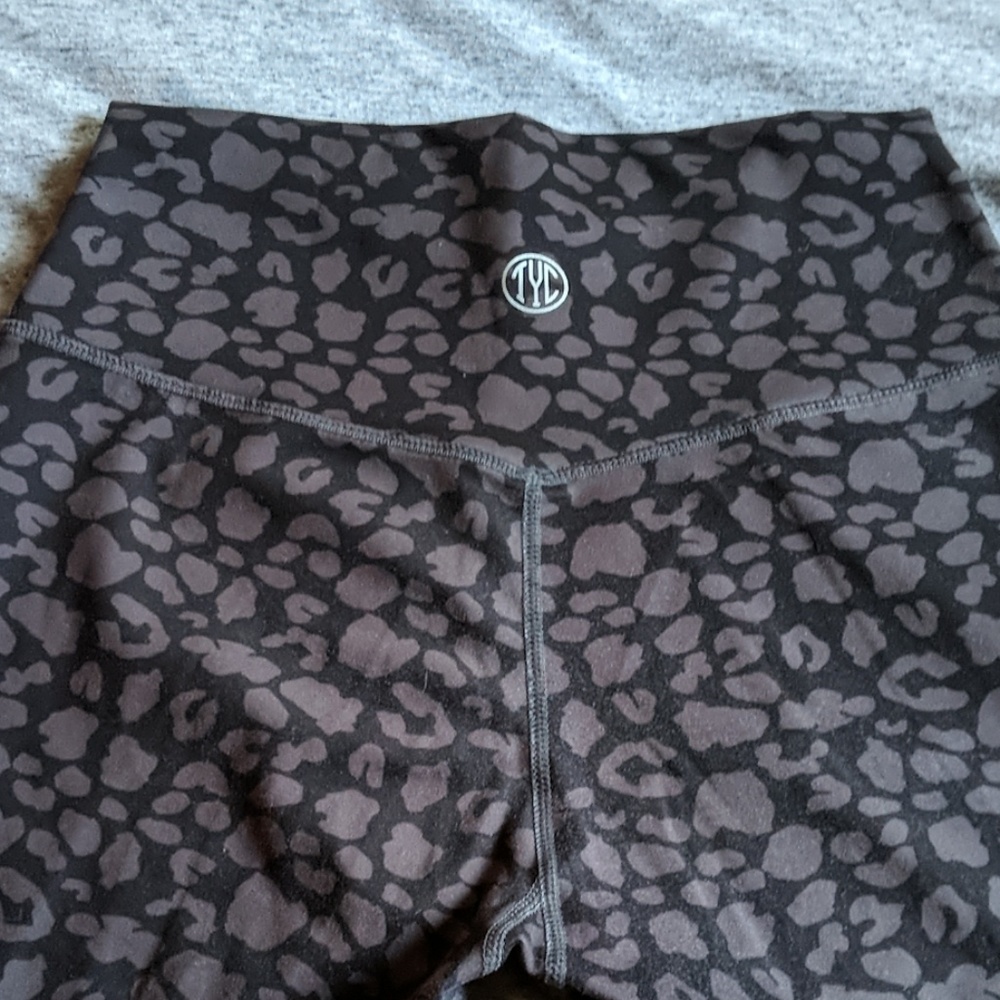 Til You Collapse, Small, Mesh front cuts